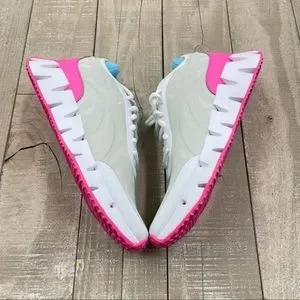 One of a Kind~Reebok Zig Dynamica 3.0 Sneakers GUEST_d754b539-6a1d-4fef-9d66-  main image 2